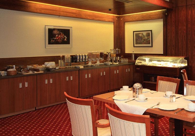 Hotel-Restaurant Seegarten Quickborn Quickborn  Ngoại thất bức ảnh